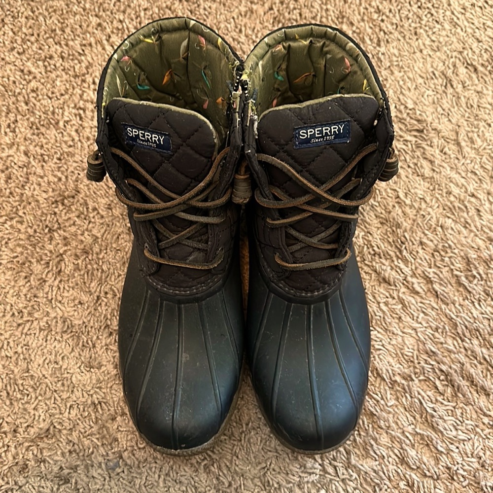 Sperry duck boots women size 8.5